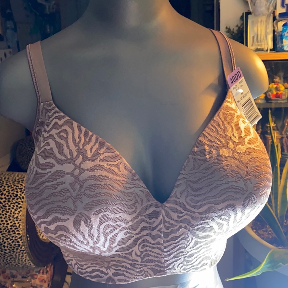 Playtex Bra size40DD color taupe NWT